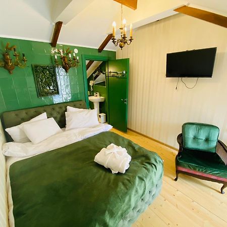 Tatin - Hotel & Cafe In Mtsʼkhetʼa المظهر الخارجي الصورة
