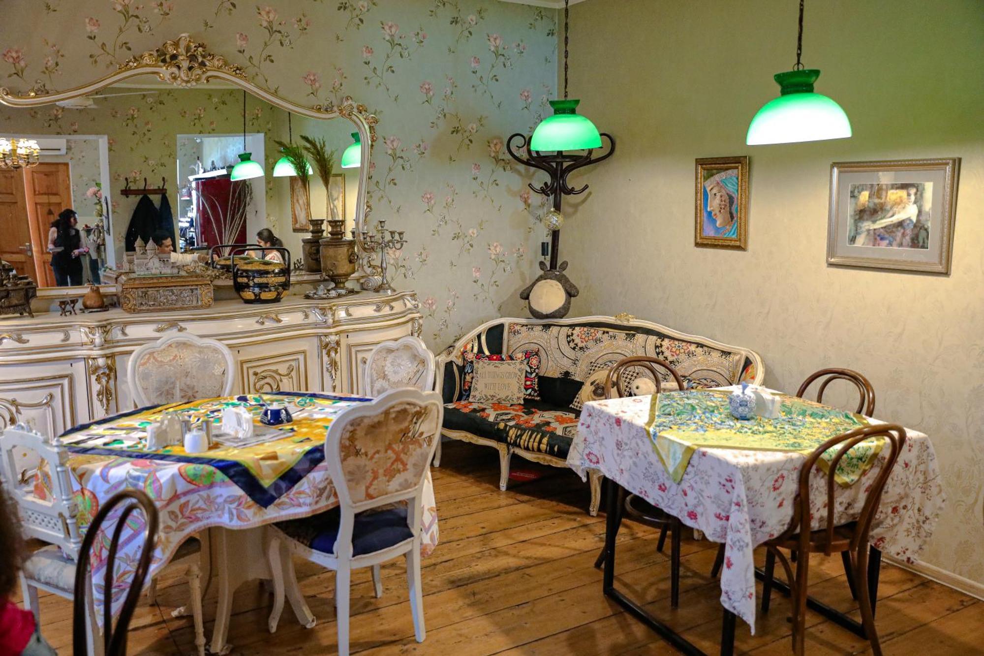 Tatin - Hotel & Cafe In Mtsʼkhetʼa المظهر الخارجي الصورة